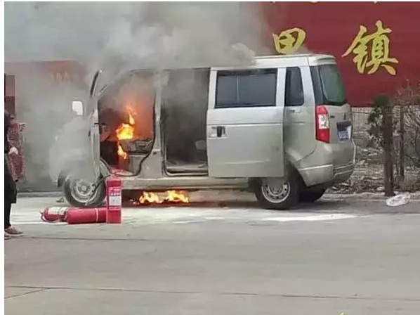 伟德体育官网 - 综合体育赛事平台|奥体中心相助同伴