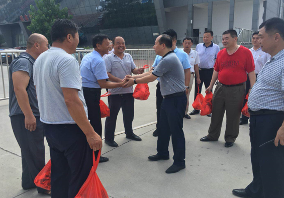 伟德体育官网 - 综合体育赛事平台|奥体中心相助同伴