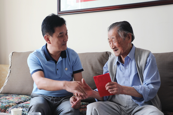 伟德体育官网 - 综合体育赛事平台|奥体中心相助同伴