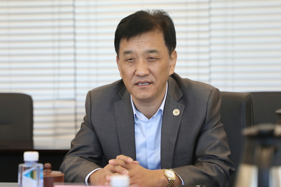 伟德体育官网 - 综合体育赛事平台|奥体中心相助同伴