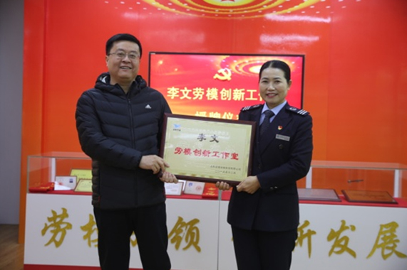 伟德体育官网 - 综合体育赛事平台|奥体中心相助同伴