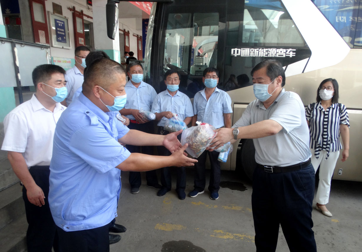 伟德体育官网 - 综合体育赛事平台|奥体中心相助同伴