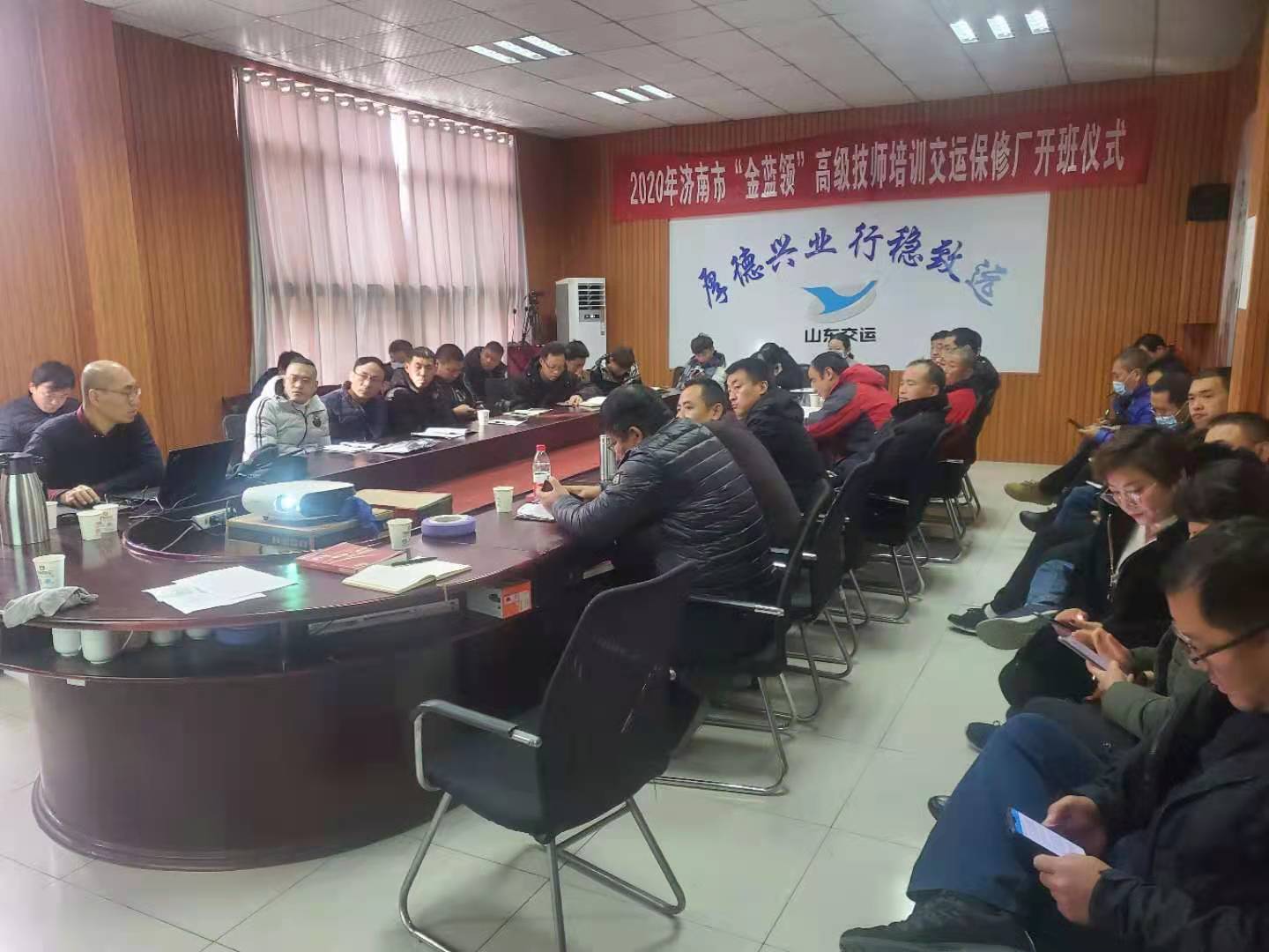 伟德体育官网 - 综合体育赛事平台|奥体中心相助同伴