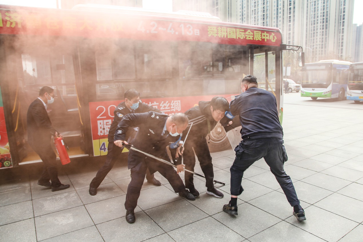 伟德体育官网 - 综合体育赛事平台|奥体中心相助同伴